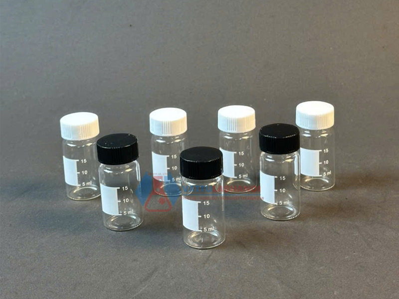 Lọ thủy tinh trắng (Lọ Vial trắng) lưu mẫu, có chia vạch, có nắp vặn, Hãng Onelab